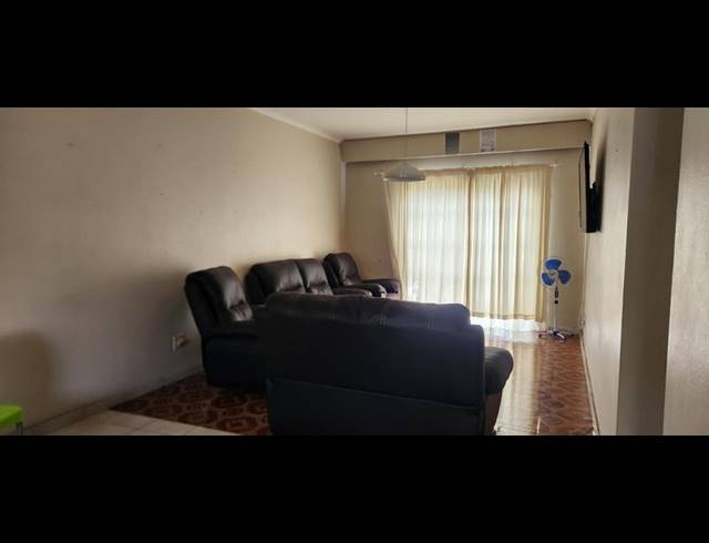 2 BEDROOM APARTMENT FOR SALE IN SECUNDA CENTRAL